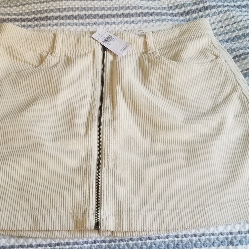 American Eagle Corduroy Skirt Size 14